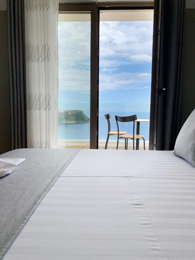Vila 8 Hotel Himare Buitenkant foto