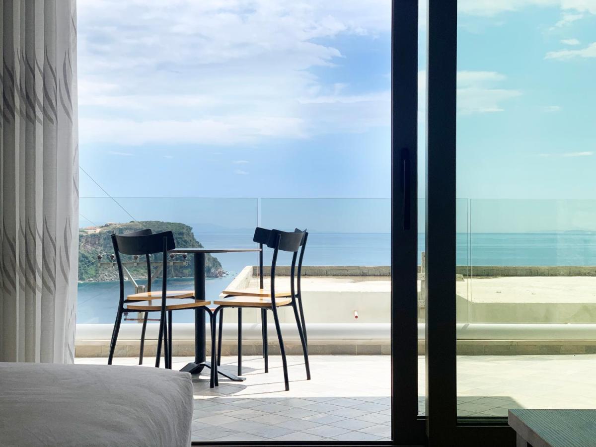 Vila 8 Hotel Himare Buitenkant foto