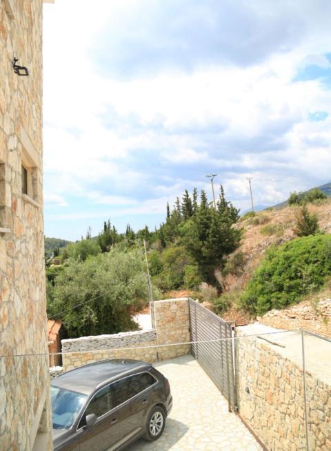 Vila 8 Hotel Himare Buitenkant foto